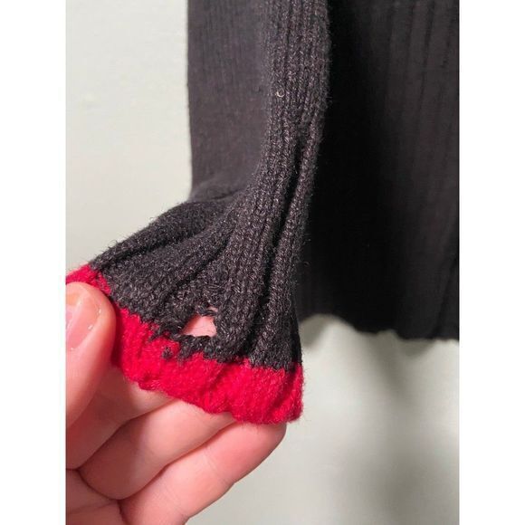 Vintage Tiara International Women’s Red and Black Christmas Sweater - Picture 7 of 8